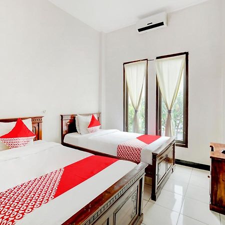 Hotel Warta Dua Denpasar  Exterior photo