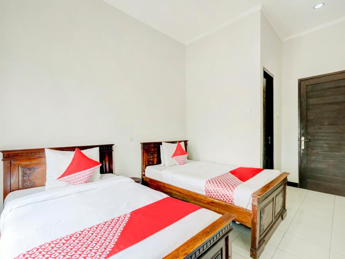Hotel Warta Dua Denpasar  Exterior photo