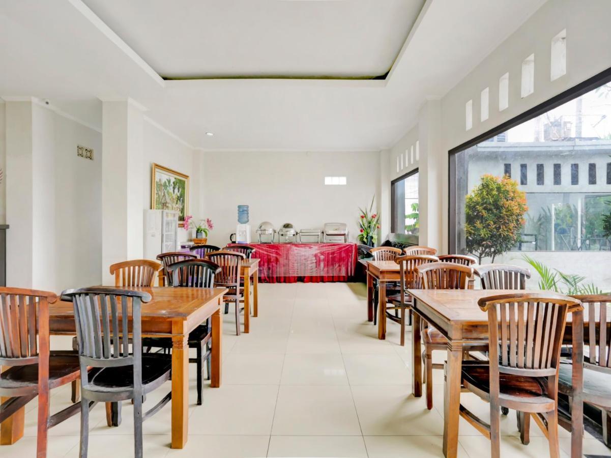 Hotel Warta Dua Denpasar  Exterior photo
